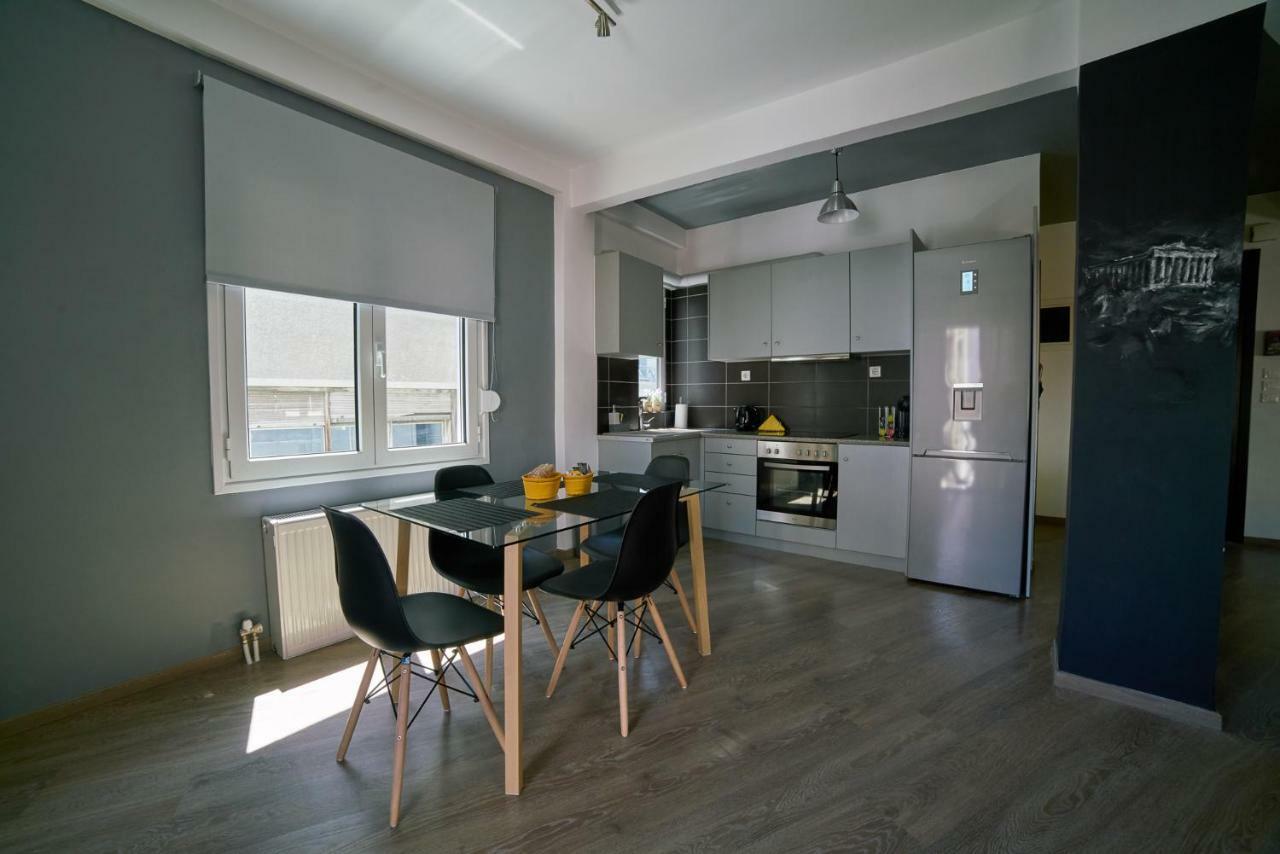 V&V Central & Elegant Apartment Афіни Екстер'єр фото