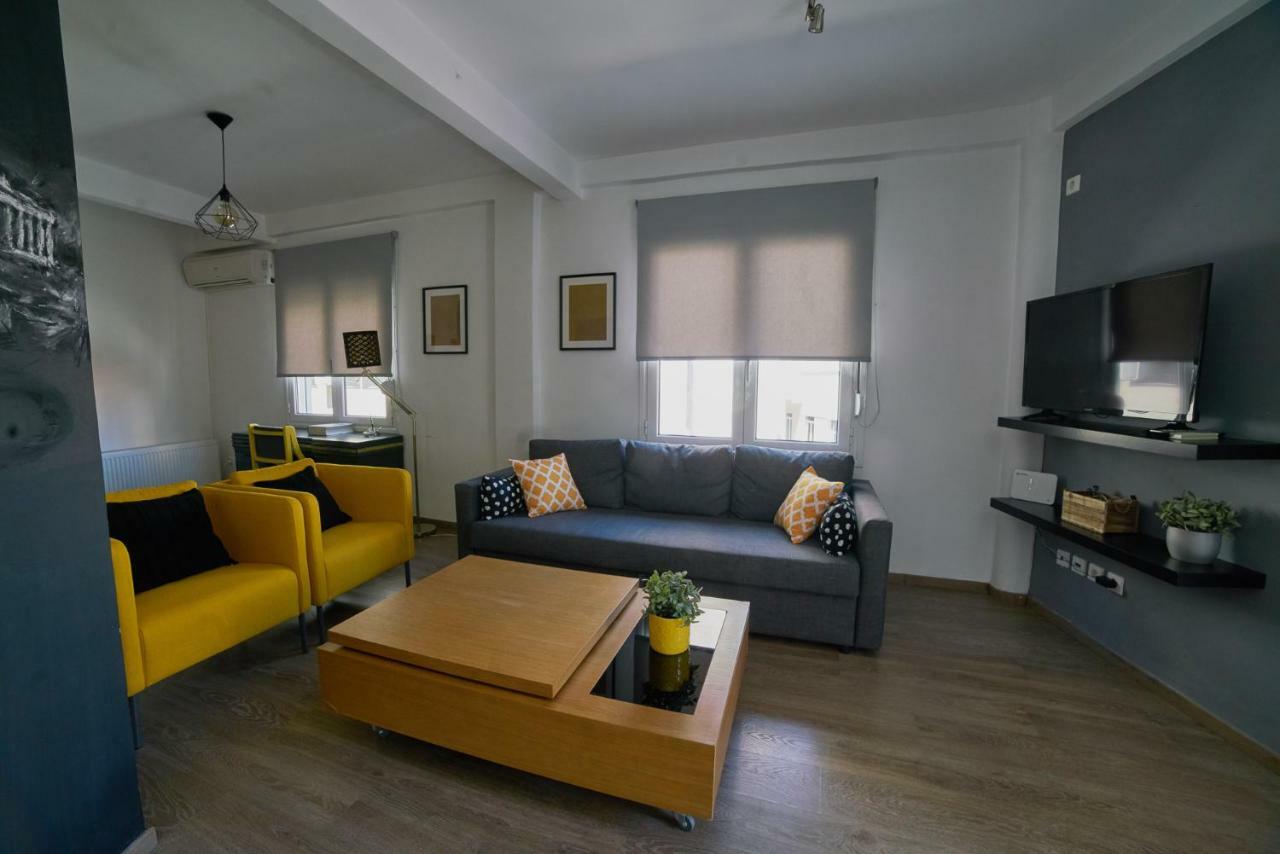 V&V Central & Elegant Apartment Афіни Екстер'єр фото