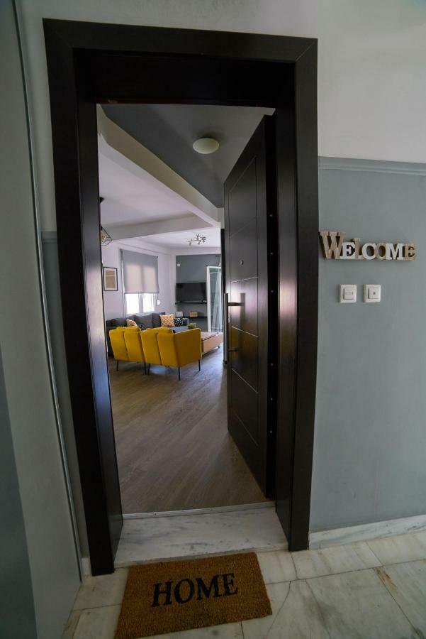 V&V Central & Elegant Apartment Афіни Екстер'єр фото
