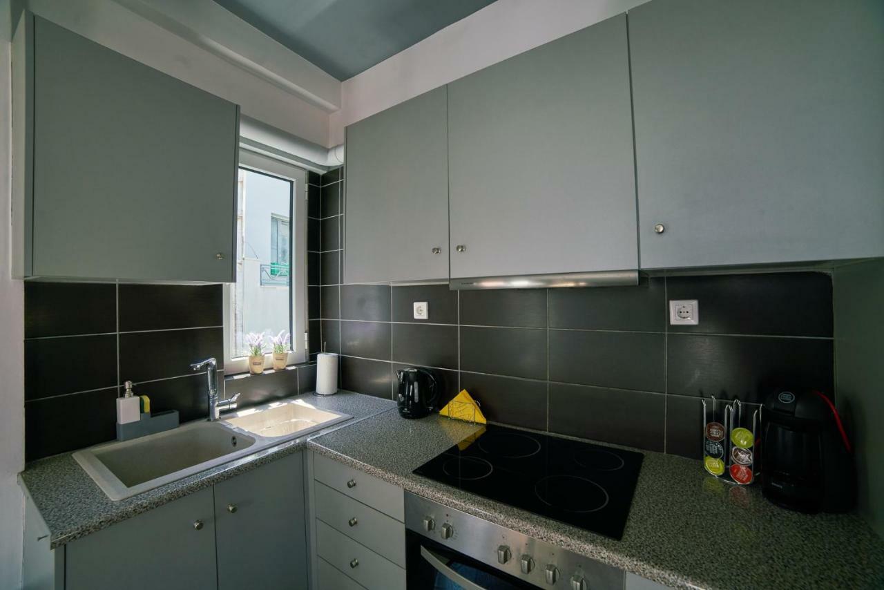 V&V Central & Elegant Apartment Афіни Екстер'єр фото